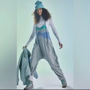 🌟NWOT 🌟 Free People Hot Shot Printed Onesie